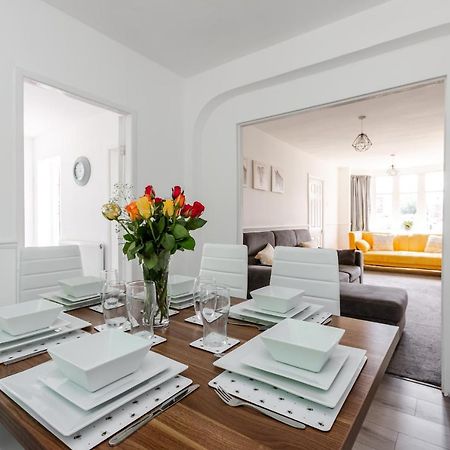 Villa 1 Mile To Etihad Stadium & Coop Arena, Free Parking, 7 Ppl Manchester Exterior foto